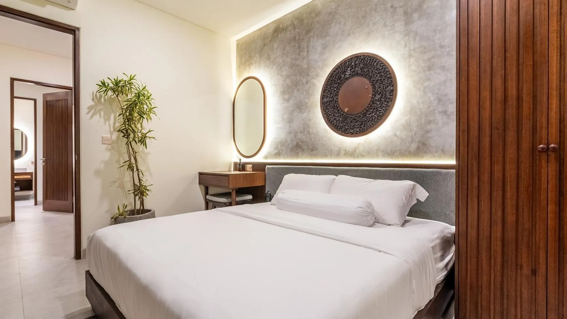 Taman Dharmawangsa Villa - 3Br Luxury Private Pool Villa In Nusa Dua Nusa Dua  0*, Nusa Dua (Bali) Indonezja