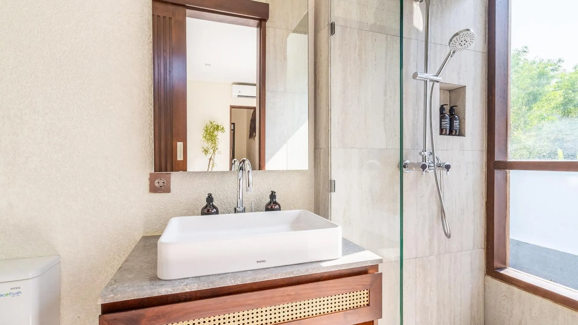 Taman Dharmawangsa Villa - 3Br Luxury Private Pool Villa In Nusa Dua Nusa Dua  Indonezja