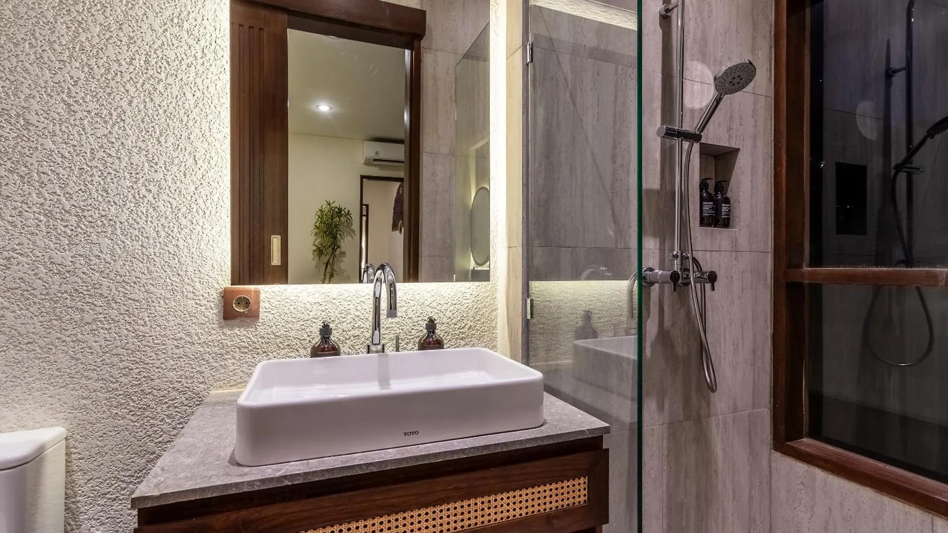 Taman Dharmawangsa Villa - 3Br Luxury Private Pool Villa In Nusa Dua Nusa Dua  0*, Nusa Dua (Bali) Indonesia