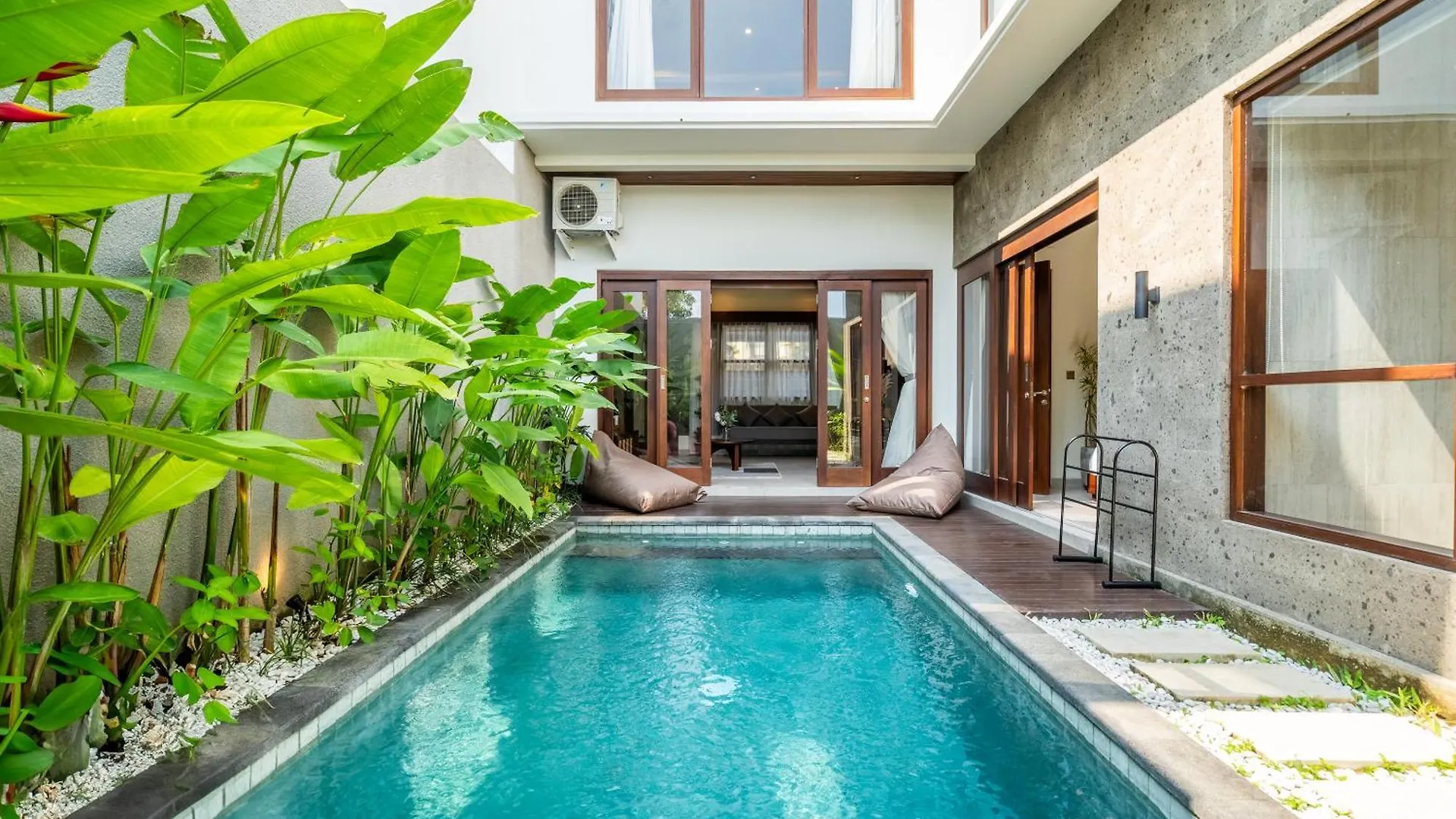 Taman Dharmawangsa Villa - 3Br Luxury Private Pool Villa In Nusa Dua Nusa Dua