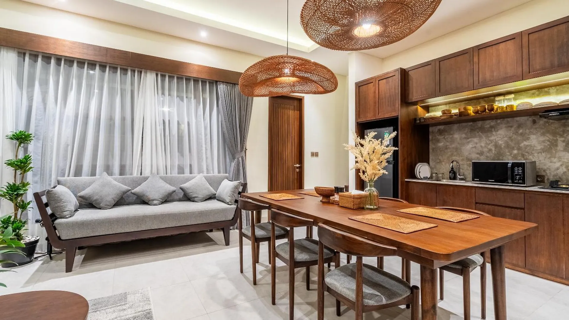 Taman Dharmawangsa Villa - 3Br Luxury Private Pool Villa In Nusa Dua Nusa Dua  0*, Nusa Dua (Bali)