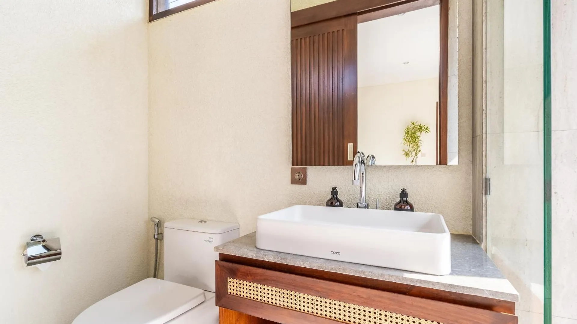 Taman Dharmawangsa Villa - 3Br Luxury Private Pool Villa In Nusa Dua Nusa Dua  0*, Nusa Dua (Bali)